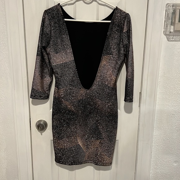 Women’s MINDCODE dress - Picture 3 of 4